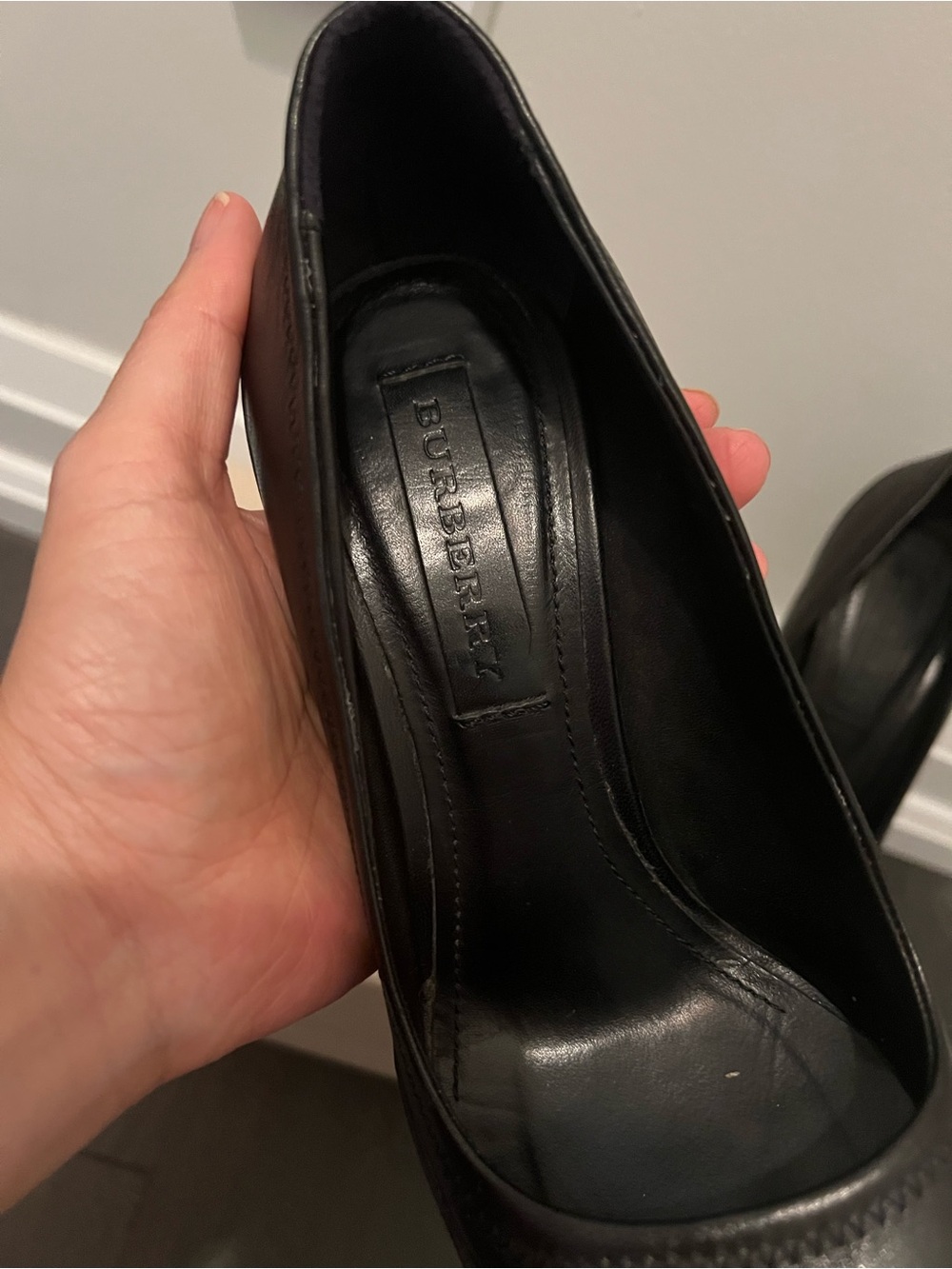 Burberry Black Leather Stiletto Pumps - Picture 6 of 9